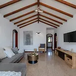 Villa Vv Makita By Hh